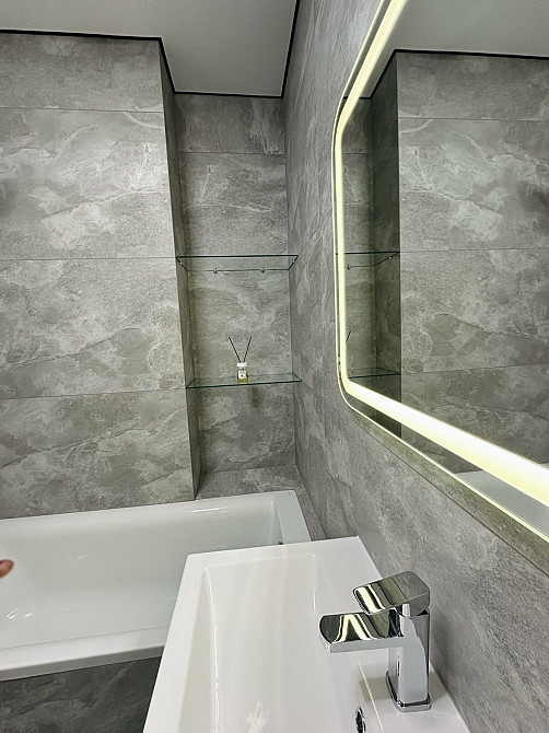 Власник! Перша здача! Стильна квартира з авторським ремонтом! Центр! Івано-Франківськ - зображення 8