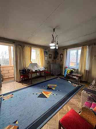 Продається  двокімнатна квартира, з гаражем! Львів