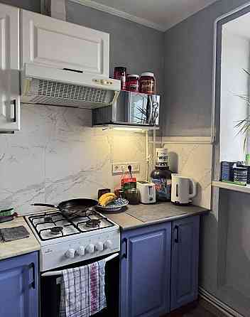 Продам 1-кімн. квартиру у Святопетрівському по вул. Володимирська EN Святопетрівське (Києво-Свят.р-н)