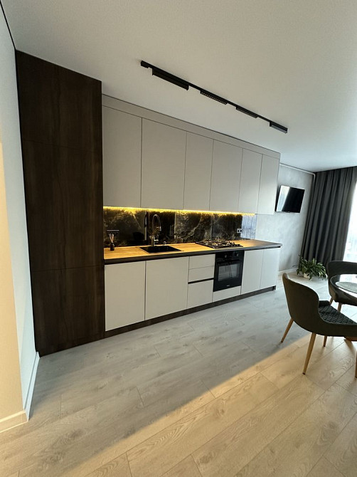 2-х кім. Квартира на ЩАСЛИВОМУ Рівне - зображення 1