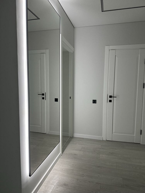 2-х кім. Квартира на ЩАСЛИВОМУ Рівне - зображення 2