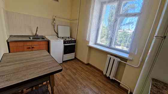 Вул. Солом'янська 34. Протасів яр. Метро Олімпійська 30хв пішки Киев