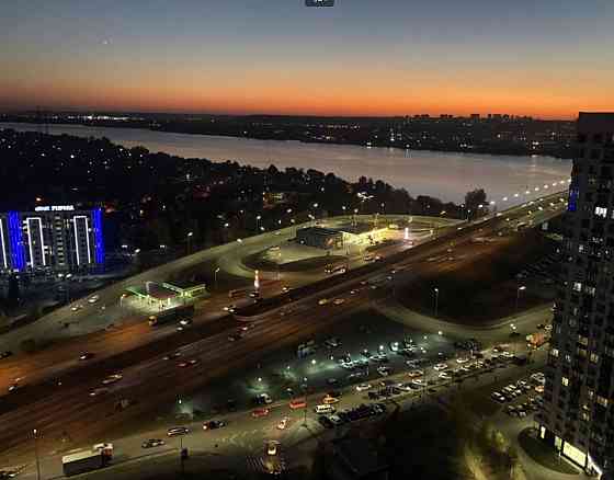 Продаж 1-к квартири жк Славутич вул Зарічна генератор зданий будинок Киев