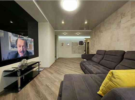 Сдам 3 ком с ремонтом в Ж.К " Жуковском  "Автономное газовое .центр Днепр