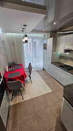 Сдам 3 ком с ремонтом в Ж.К " Жуковском  "Автономное газовое .центр Днепр