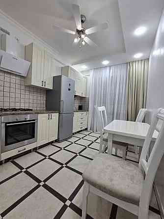 Оренда 1к НОВОБУДОВИ, ЖК АТЛАНТ (ГОЛОВНА), ПОСУДОМИЙна та кондиціонер! Чернівці