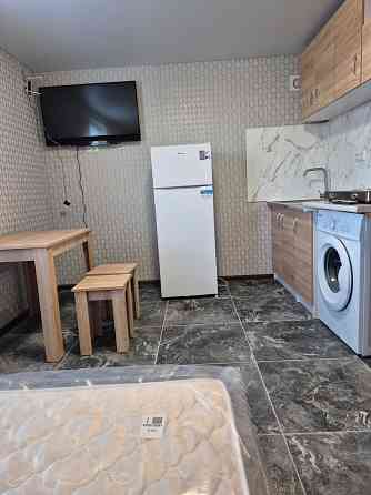 Сдам 1-комнатную студию, первая сдача, Радужный, хозяин Киев