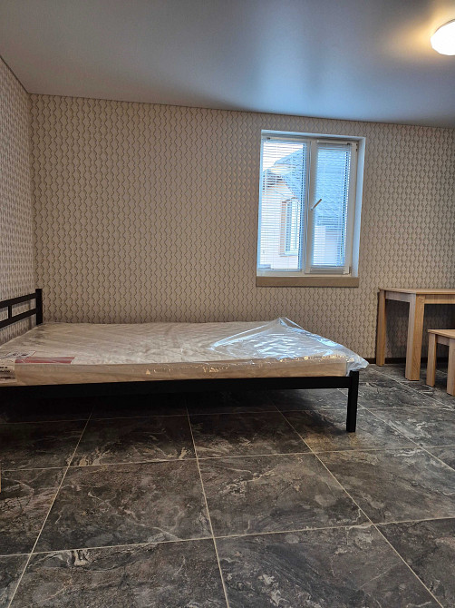 Сдам 1-комнатную студию, первая сдача, Радужный, хозяин Киев - изображение 1