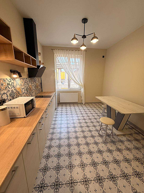 Сдам до лета 2 комнатную в закрытой территории от Аббо Черноморск - изображение 2