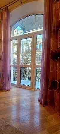 Оренда 3к квартири по  вул М Заньковецькоі, 5/2 . БЕЗ КОМІСІІ. Киев