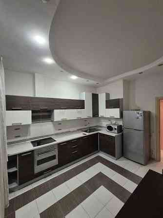 1-к Квартира 53м.кв Підвисоцького метро Дружби Народів - 5 хв Киев