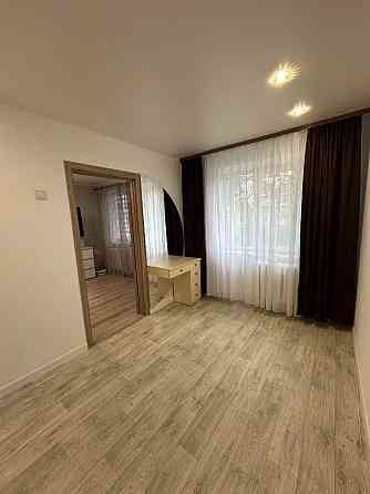 Продам 2 к кв ул. Б. Хмельницького, Косиора левый берег Дніпро