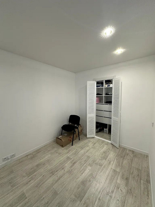 Продам 2 к кв ул. Б. Хмельницького, Косиора левый берег Дніпро - зображення 2