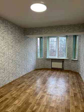 Продам велику 2к. квартиру уцентрі міста з ремонтом Дніпро