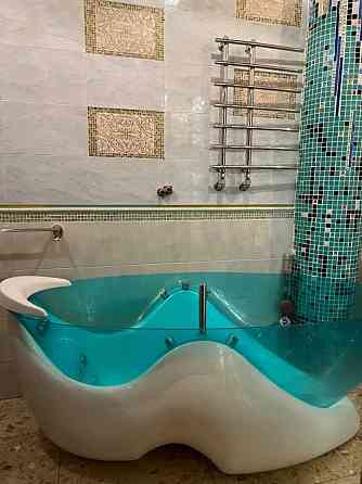 Продам велику 2к. квартиру уцентрі міста з ремонтом Дніпро