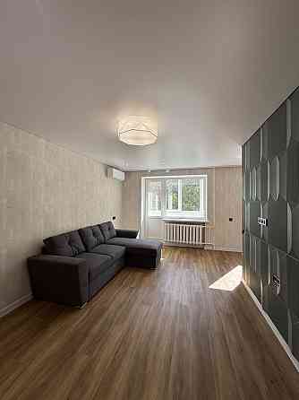 Стильна, світла однокімнатна квартира в тихому центрі міста Черкаси