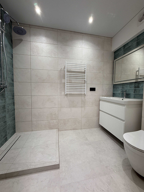 Стильна, світла однокімнатна квартира в тихому центрі міста Черкассы - изображение 7