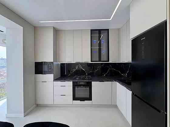 Двокімнатна з ремонтом в центр міста, якісний ремонт, вул.Довга Івано-Франківськ