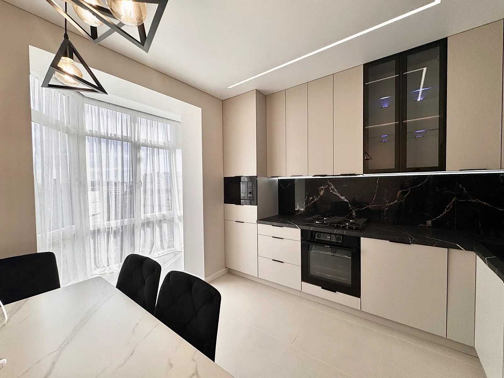 Двокімнатна з ремонтом в центр міста, якісний ремонт, вул.Довга Івано-Франківськ - зображення 2