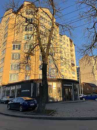 Велика дво кімнатна квартира. 787$ м2. Й.Сліпого Івано-Франківськ