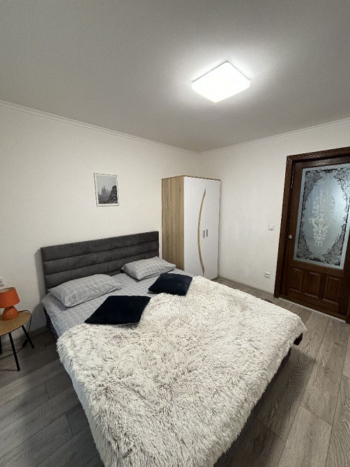 Продається 2 кім. Чешка ТЦ Майдан Чернівці - зображення 1