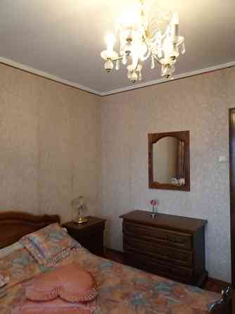 Срибнокильская, 3к отличная  раздельная квартира, метро Осокорки Киев