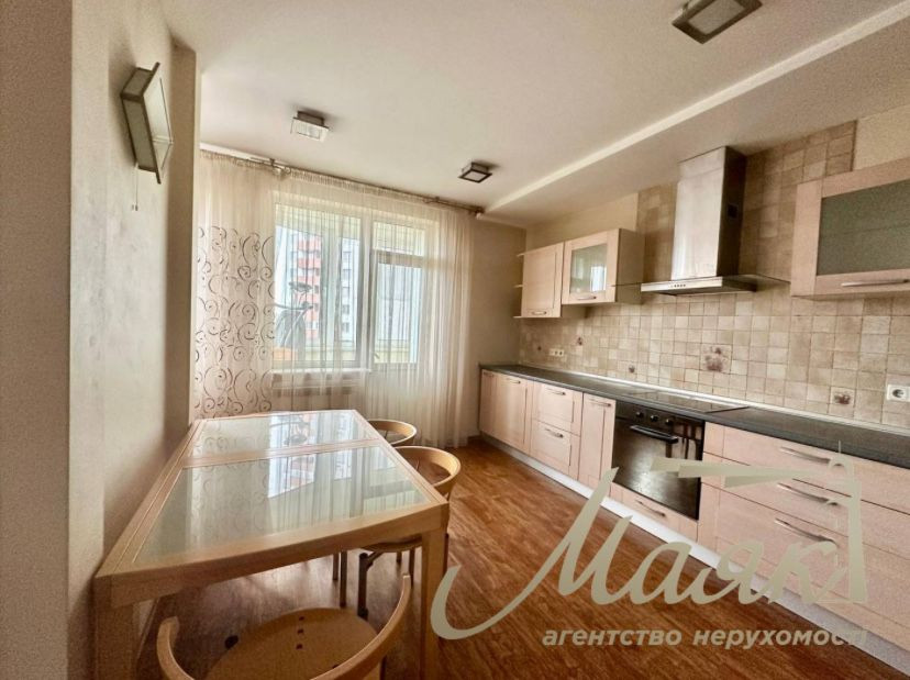 Без% Аренда 3-х комнатной квартиры по ул.Степана Руданского 4-6, Сырец Киев - изображение 1