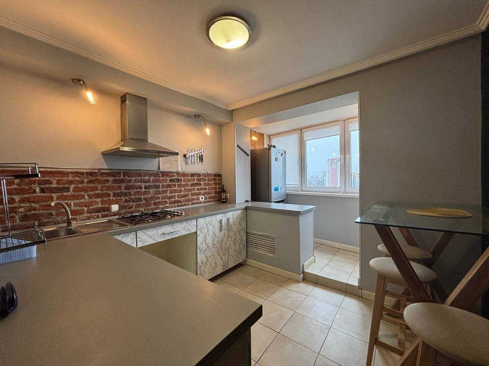 Оренда 2- кім.квартири, Березняки, пр-т Тичини, 13 Киев - изображение 1