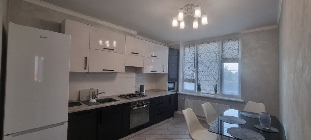 Сучасна квартира в Херсоні.  Новобуд . Закрита територія. Автономка . Херсон - зображення 1