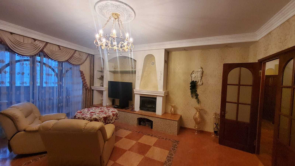 Оренда 3к. по вул. Андрія Верхогляда 4, Печерськ. Киев - изображение 1