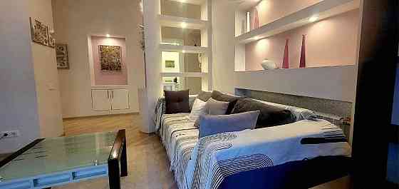 Здам 3-кімнатну квартиру в елітному центрі Києва Киев