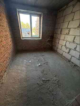 Студія без ремонту! Без комісії! Буча