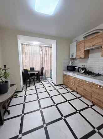 Євро 2к квартира, поруч парк, швидкий виїзд на Київ Буча