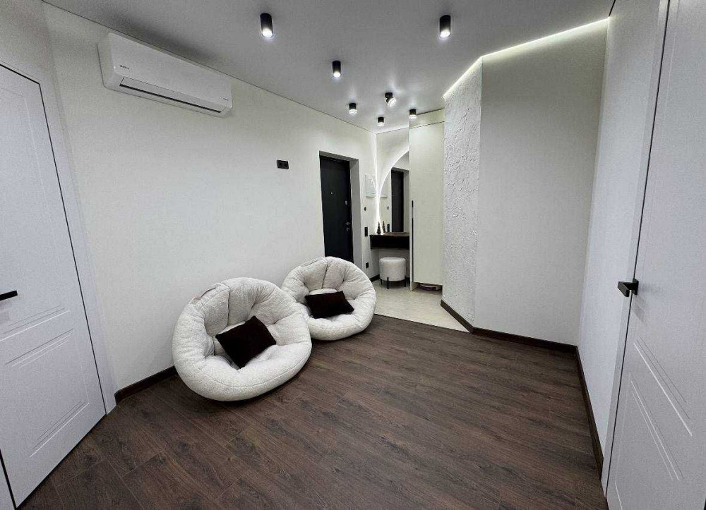 Простора 1к квартира з ремонтом в ЖК Family Plaza Івано-Франківськ - зображення 4