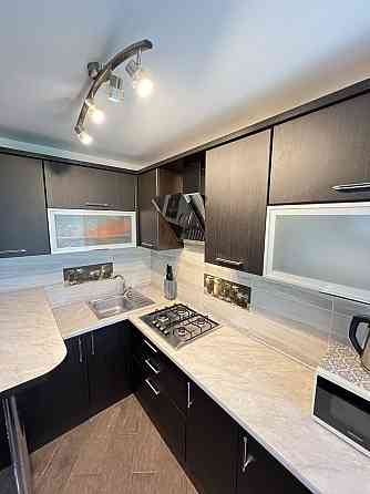 Продам! Нова стильна квартира з газовим котлом! Центр Зеленівка