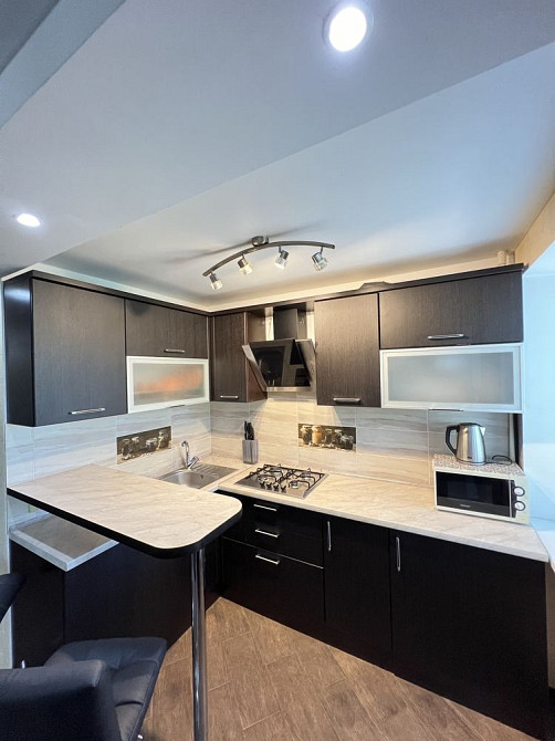 Продам! Нова стильна квартира з газовим котлом! Центр Зеленівка - зображення 2