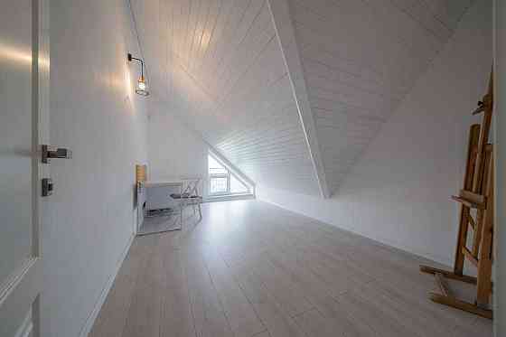 ІДЕАЛЬНА для Сім'ї Видова ДВОХРІВНЕВА 4к квартира по вул Регенераторна Киев