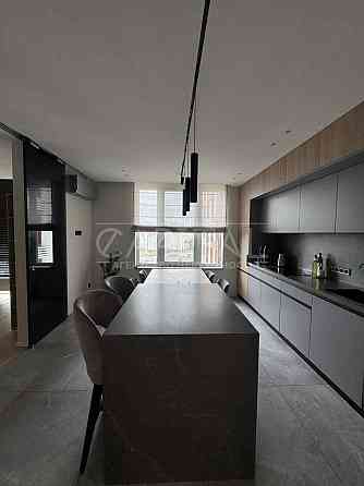 Продаж / Квартира / 67 м2 / ЖК Seven / Дарницький район Киев