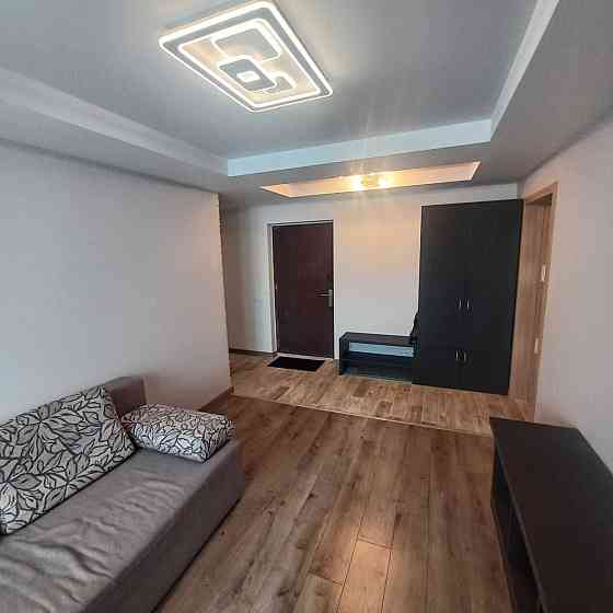 М."Вокзальна". Скрипника 7. Оренда 2-х кімнатної квартири з ремонтом. Киев