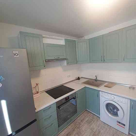 М."Вокзальна". Скрипника 7. Оренда 2-х кімнатної квартири з ремонтом. Киев