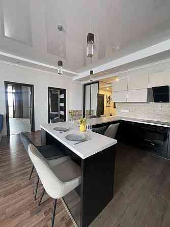 Терміновий продаж  квартири в Аркадії.4 спальні. Гарний краєвид. Одесса