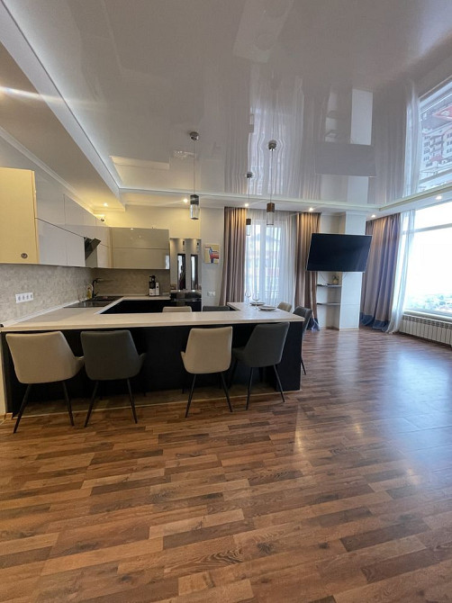 Терміновий продаж  квартири в Аркадії.4 спальні. Гарний краєвид. Одесса - изображение 3