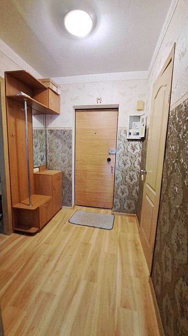 Сдаётся 1 ком. квартира на 4 Заречном д.17 Кривий Ріг - зображення 2