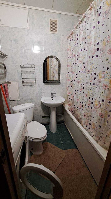 Сдаётся 1 ком. квартира на 4 Заречном д.17 Кривий Ріг - зображення 5