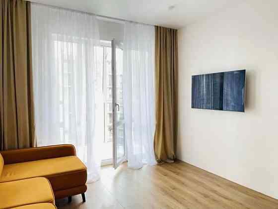 Затишна 1-к квартира 43м2 ЖК Кришталеві Джерела Феофанія Іподром Киев