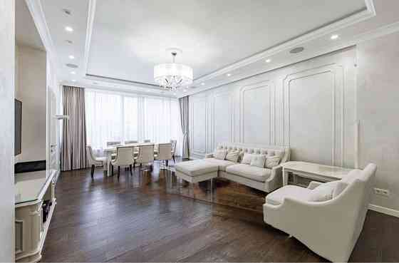 Продажа квартири 4к 138 м2 в ЖК Skyline, Коновальця 26а Киев