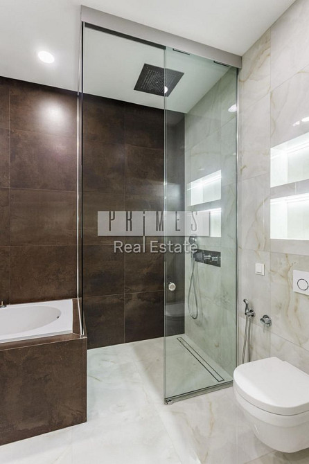 Продажа квартири 4к 138 м2 в ЖК Skyline, Коновальця 26а Киев - изображение 4