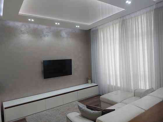 Квартира в ЖК PECHERSKY, бізнес-клас, резервне живлення, укриття. Киев