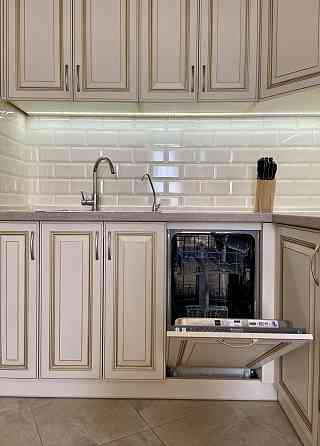 Глушкова 9в, 9 поверх, м. Іподром, 55м2, кухня-вітальня і спальня Киев