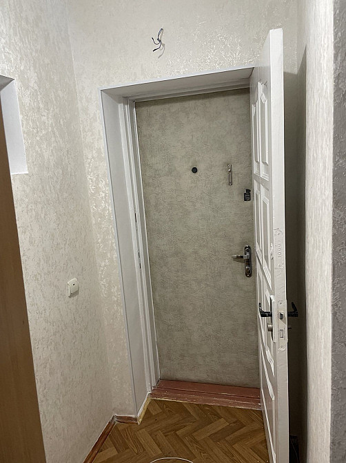 1 кімнатна з ремонтом в центрі парк Ровно - изображение 1